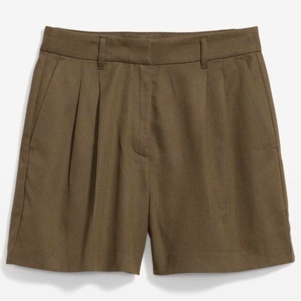 Old Navy - Women’s Taylor Extra High Waisted Trouser Shorts - Size L - Green